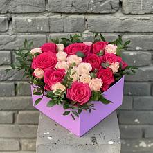 Цветочная композиция из Розы в коробке в Северный