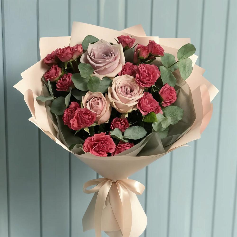 Букет цветов из: Гвоздики и Розы в Северный