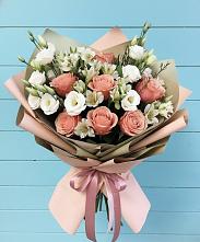 Букет цветов из:  Розы, Альстромерии и Лизиантусы в Северный