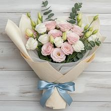 Букет цветов из:  Лизиантусы #REPLACE_PRED# Северный