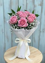 Букет цветов из:  Розы в Северный