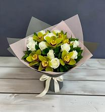 Букет цветов из:  Орхидеи и Розы в Северный