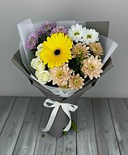 Букет цветов из:  Розы, Герберы и Хризантемы в Северный