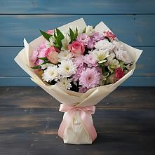 Букет цветов из:  Хризантемы, Альстромерии и Розы в Северный