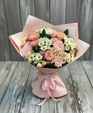 Букет цветов из:  Гвоздики, Розы и Хризантемы в Северный