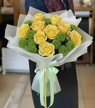 Букет цветов из:  Хризантемы и Розы в Северный