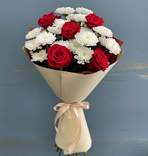 Букет цветов из:  Розы и Хризантемы в Северный