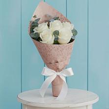Букет цветов из:  Розы в Северный