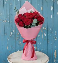 Букет цветов из:  Розы в Северный