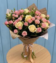 Букет цветов из:  Розы в Северный
