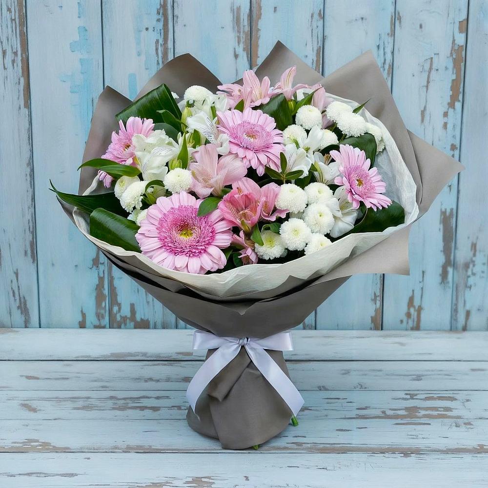 Букет цветов из: Герберы, Альстромерии и Хризантемы в Северный