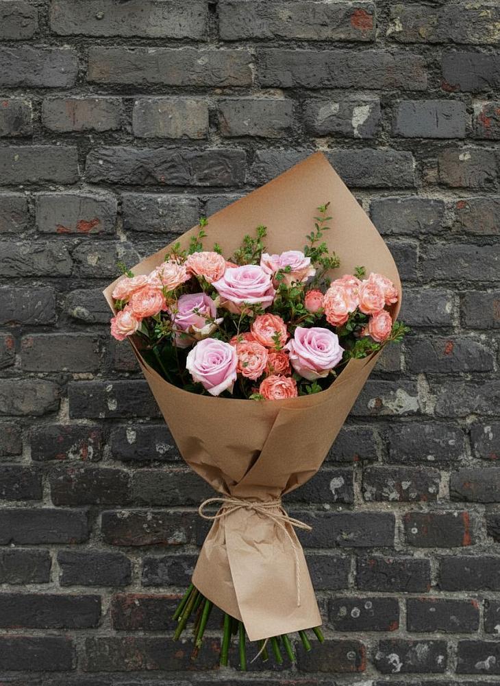 Букет цветов из: Розы в Северный