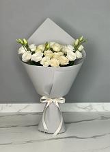 Букет цветов из:  Розы и Лизиантусы #REPLACE_PRED# Северный